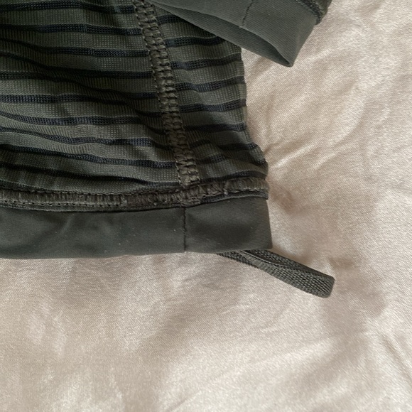 🍋 Lululemon, Lean In LS striped mesh top - Picture 6 of 7